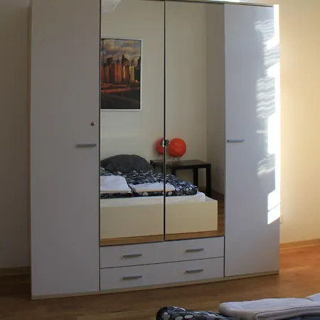 Freddapp One Guest house 3*