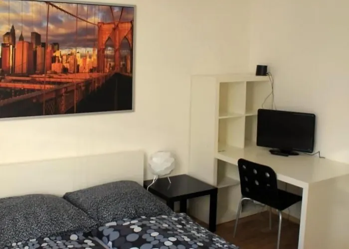 Freddapp One Guest house 3*